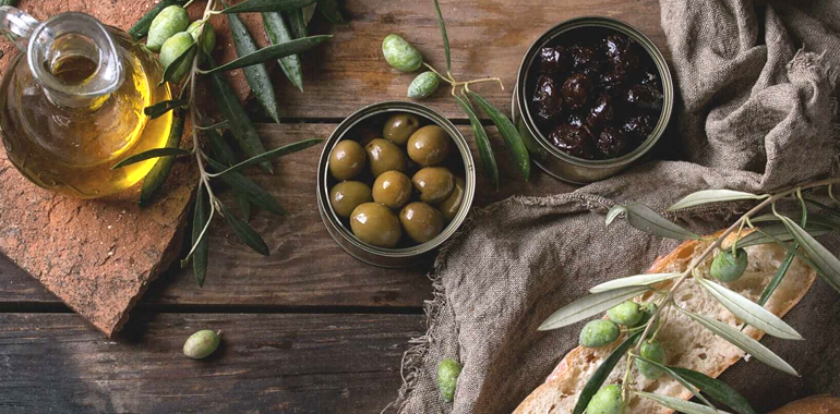 Doğal Zeytinyağı Hakkında Bilmeniz Gereken Her Şey